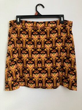 Valija Retro Heart-Print Mini Skirt in Brown & Orange with Pockets